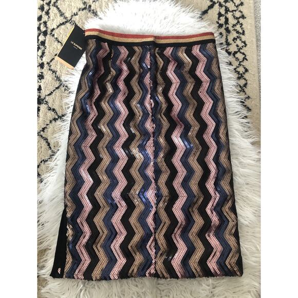 Le Superbe Pencil Sundowner Skirt Chevron Full Sequin NWT $345. Size 2. A4 - Picture 1 of 9